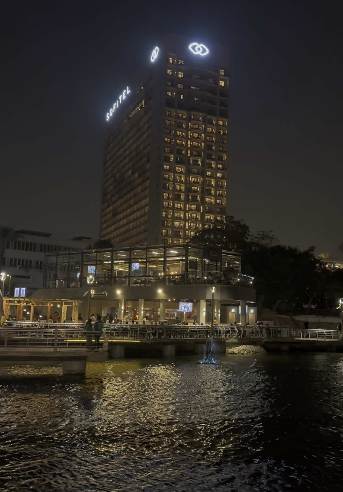 🇪🇬 
ُ (القاهره_cairo ) #اكسبلورexplore 🫶💤. #ممشى_اهل_مصر #مصر #ام_الدنيا #مصر🇪🇬 #القاهره_مصر #النيل #تصويري #ليل #الشعب_الصيني_ماله_حل😂😂 #fyp 