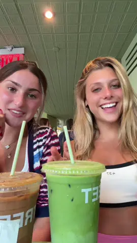 @Blank Street Matcha and coffee review. Back w my Jessica 