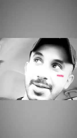 حسيونهه💔 +سويته بخمس دقايق#تبي_صوت_او_فكره_منشني #explore #لايك #foryou #دعم #fyp #ronaldinho #متابعه 