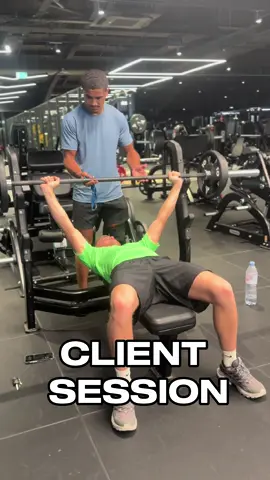 CLIENT SESSION ❤️🤝🏽 MERRIMEN X @Clayton  Running up some basics of form and execution in a chest & tricep session with my client Clayton today…he worked hard and enjoyed it! That’s all that matters, can’t wait to see his progress📈 #exercise #GymTok #fitnessmotivation #explore #fyp #performance #client #personaltrainer #learning #strengthtraining 