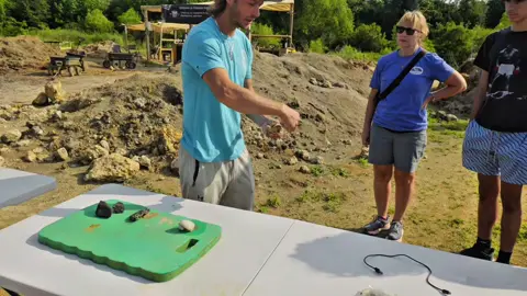 What To Look For When Searching For Fossils - with Palmetto Fossil Excursions