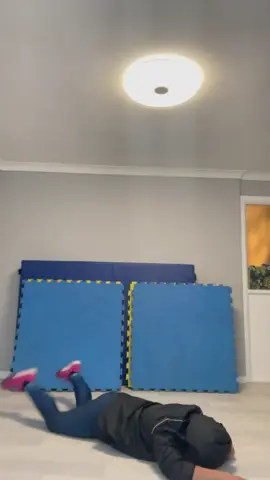 BUT I WANNA TELL YOU HOW I FEEL#cashcobain #dancer #bgirlterra #breakdance #fyp 