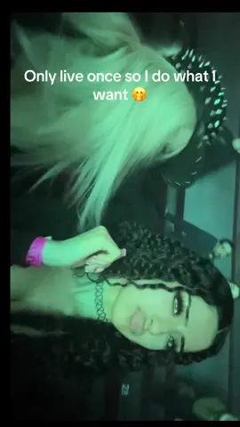 🦄🦄