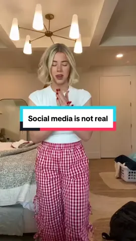 You think my house is really clean!?? Thanks I just clean what’s in my camera’s view 😂😂😂 #influencer #influencers #notreal #fake #cleaning #socialmedia