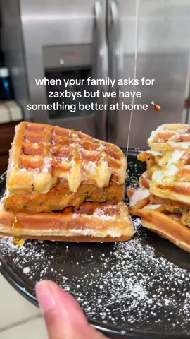 Chicken tenders 🤝🏽 waffles #DinnerIdeas #chickentenders #waffles #chickenandwaffles #cookwithme #cookingformyhusband 