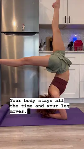 Pike - split- knight  #womenathletes #choreographer #yogawear #swimcoach  #artisticswimming #swim #swimming #swimmer  #onlineclasses  #flexibility #シンクロナイズドスイミング #アーティスティックスイミング #アスリート #Fitness #workout #artisticswimminglife #women #athletewomen #athlete #coaching #yoga #artisticswimmingmasters #flexible #swimmingcoach #artisticswimmingcoach #womensports #womenfitness #personaltraining #onlinepersonaltrainer #onlinepersonaltraining