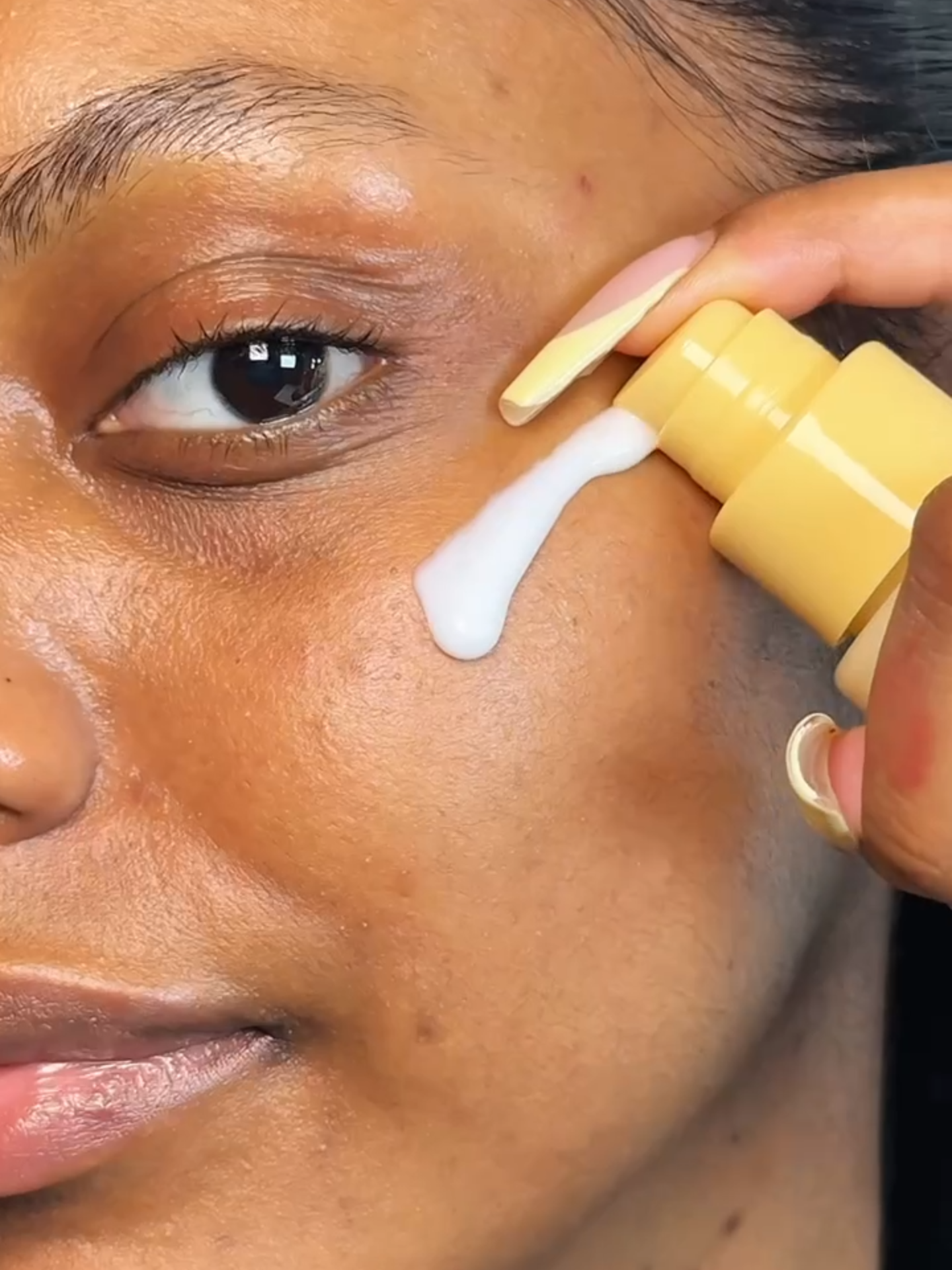 ✨ Why We’re Obsessed ✨ Dreamlit Illuminating Lotion is your glow-to for dull, thirsty skin only $16! 💦 🌟 Lightweight, fast-absorbing formula = silky-smooth, radiant skin. 🌸 Packed with antioxidants + hydration to nourish and protect all day. Add it to your routine and let the glow speak for itself! Shop on pacificabeauty.com + @ultabeauty! ✨ #affordableskincare #glowingskin #ultabeauty