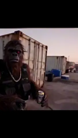 Bigfoot securing the bag then Bigfoot ice on the look #bigfoot#yeti#foryoupage #fyp 
