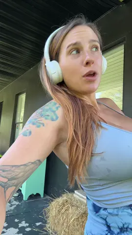 You might ask yourself sometimes what can I do to keep myself preoccupied while I feel like the world is burning around me. And you’re a few suggestions I would give anyone.  #Tatcha #fyp #foryoupage #garden #tomatoes #cucumber  