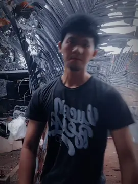 masih kecil🗿🗿🗿#CapCut #gympemula #pemulagym #trending#fyp #GymTok #homeworkout #viral #foryoupage #flexingbody #otot #sixpack 