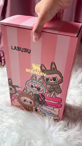 Labubu Stanley 40z very pretty 😍  Available now!!     #labubu #stanley #StanleyCup #40oztumbler #tumbler #hellokitty #giftsforher #TikTokShop #fpy 