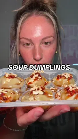 i’ve been OBSESSED with these recently 😫😫😫 @bibigo USA dumplings!! #asmr #asmreating #asmrchewing #asmrmukbang #mukbang #mukbangeatingshow #eating #eatingshow #eatwithme #dumplings #soupdumplings #food #Foodie