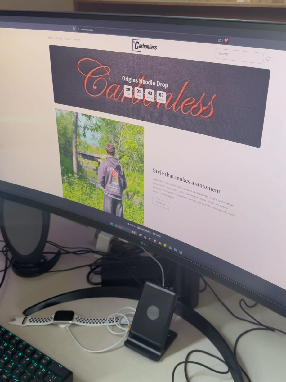 100% cotton, carbon neutral, what's not to love? #hoodie #streetwear #environmentallyfriendly #environment #startup 