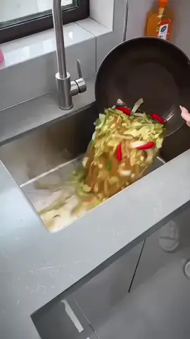 New Push-type Kitchen Sink Filter Basket Separate Anti-leakage Drain Bowl Versatile Hanging Bag Grid Racks. 