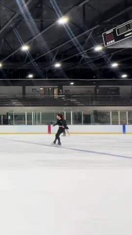 ##figureskating #dance #spins #adultfigureskater 