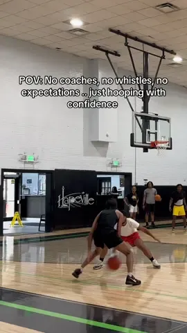 To all my hoopers go hoop and run 5’s outside of your team setting.. that’ll help keep and build confidence ‼️ .. #fyp #fypシ #viralvideo #basketball #basketball🏀 #hoops #hooper #hoopersoftiktok #athlete #athletes #athletesoftiktok #trend #trending #viraltiktok #tiktokviral #explore #explorepage #sport #sports #sportstiktok 