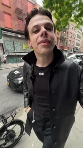 Pizza Review EP #30 @yungblud new album IDOLS is out now!