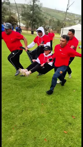Vive la mejor experiencia Team Building by Coach-ers 😎#teambuilding #capacitacion #integracion #quito #ambato #cuenca #ibarra #ecuador🇪🇨 #fyp #video #viral 