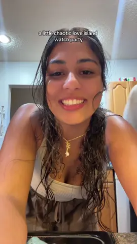 “the only huda i know is @Huda Beauty “ LOL #loveislandusa #LoveIsland #loveislandseason7 