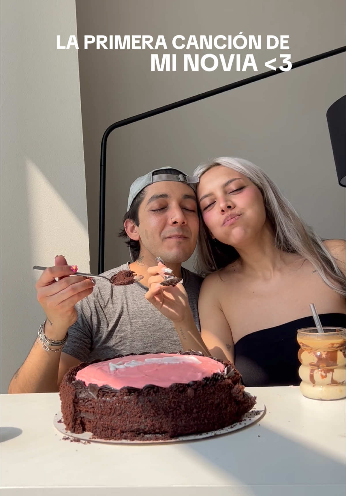 Festejando la primera canción de mi novia <3 #novia #couplegoals #novios 