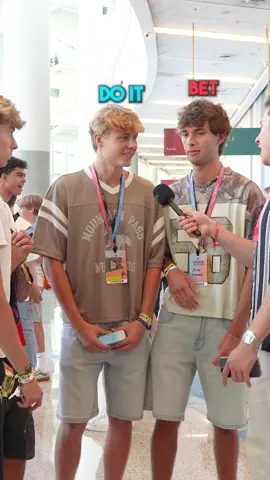 Trivia game with @Gavin Magnus @braydenwhaley @Haven Lough @jesse tierney at @VidCon #VidCon #manonthestreet #streetinterview 