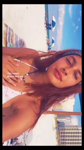 Beach house for beach day #beach #ivesaidbeach6timesnow #tanned 