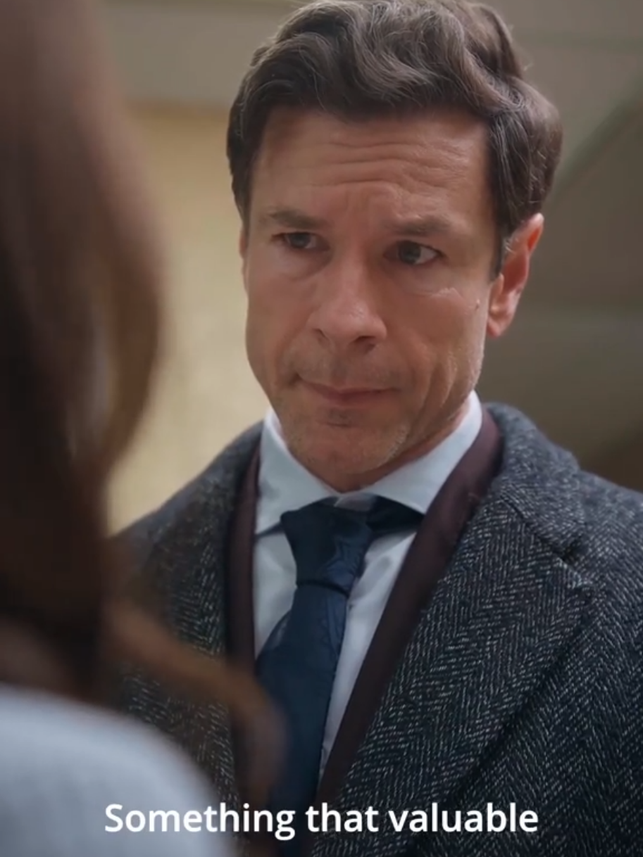 Click the homepage link to watch the full episodes, title《Love at 50:From Janitor to Billionaire's Wife》，“To dodge a marriage arranged by her daughter-in-law, Sophia Reed pretends to remarry. At the same time, Ethan Carter tells the same lie to reassure his daughter before she leaves the country. The two enter a fake marriage. A year later, Sophia—now working as a janitor—ends up cleaning the office of her fake husband, who turns out to be the CEO… but neither of them recognizes the other.”#FlickReels #drama #movie #foryoupage #fpy #usa #shortdramas 