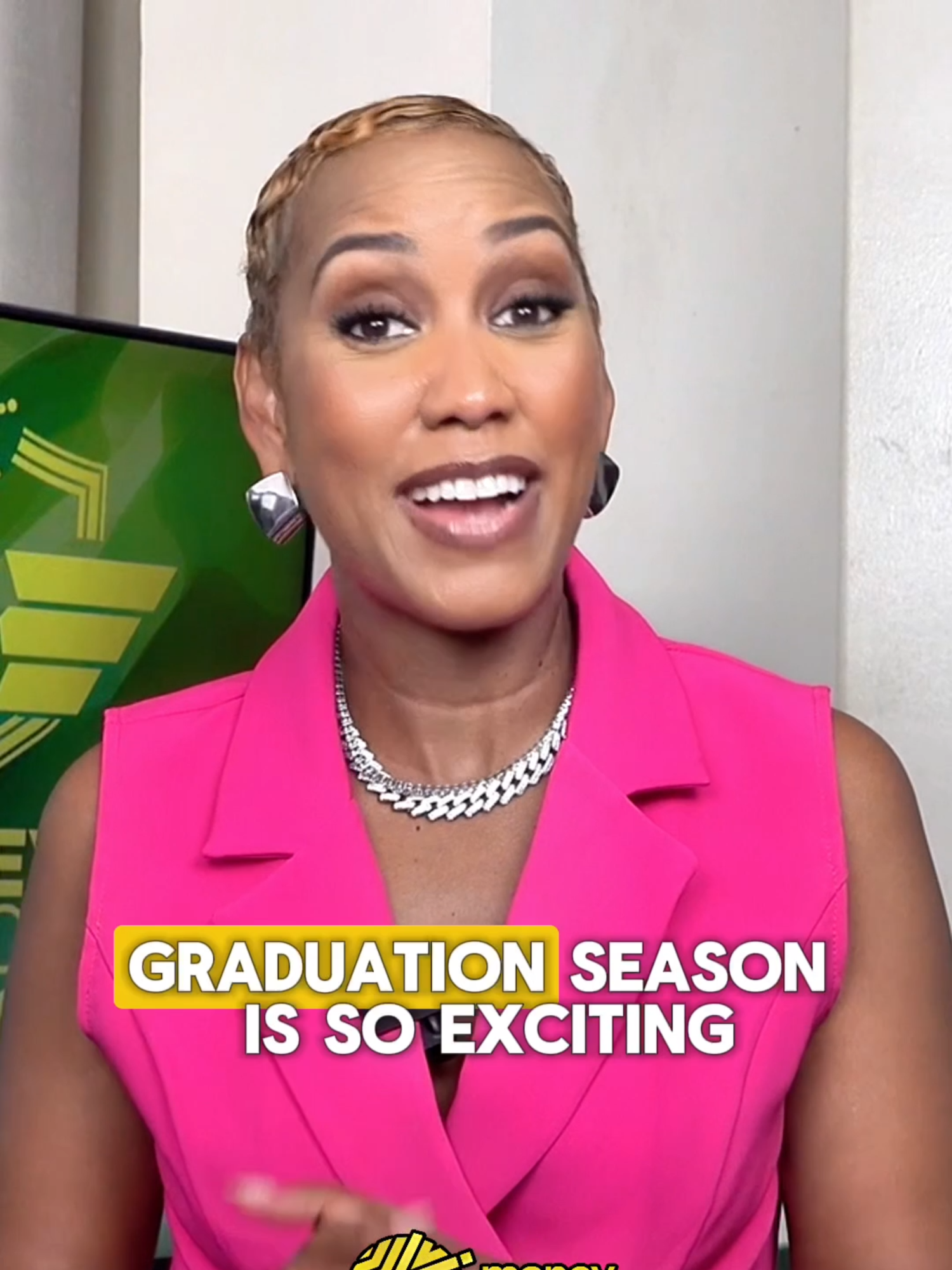 Navigating life after graduation can be a challenge. New graduates often have to worry about debt, paying bills, or both! Help them get a head start with the Money Mission workbook! #finance #loans #studentloans