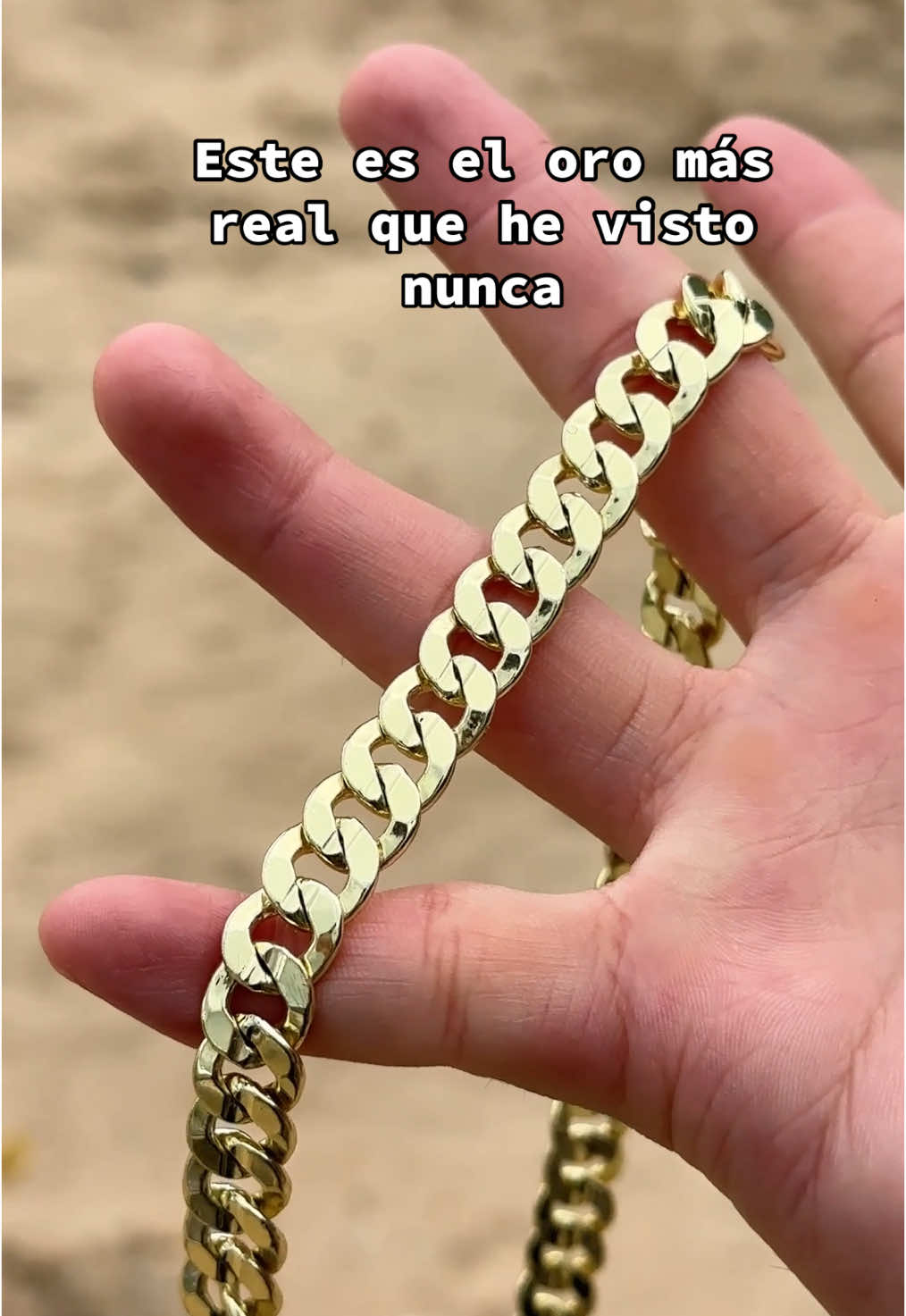 Este es el oro más real que he visto nunca.#Tatcha #cuban #necklace #cubano #tiktokshopcreatorpicks #14kgoldjewelry #14karatgoldjewelry #gold #jewelry #14k #chain 