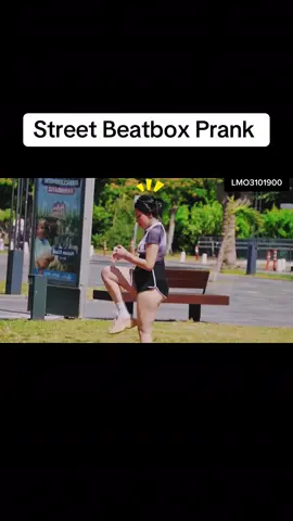 Pulled out the mic on the street and dropped beats so real people thought it was a speaker! 😂🎤🔊 #StreetBeatbox #PrankTime #SoundCameFromMe #BeatboxVibes #FunnyReaction 
