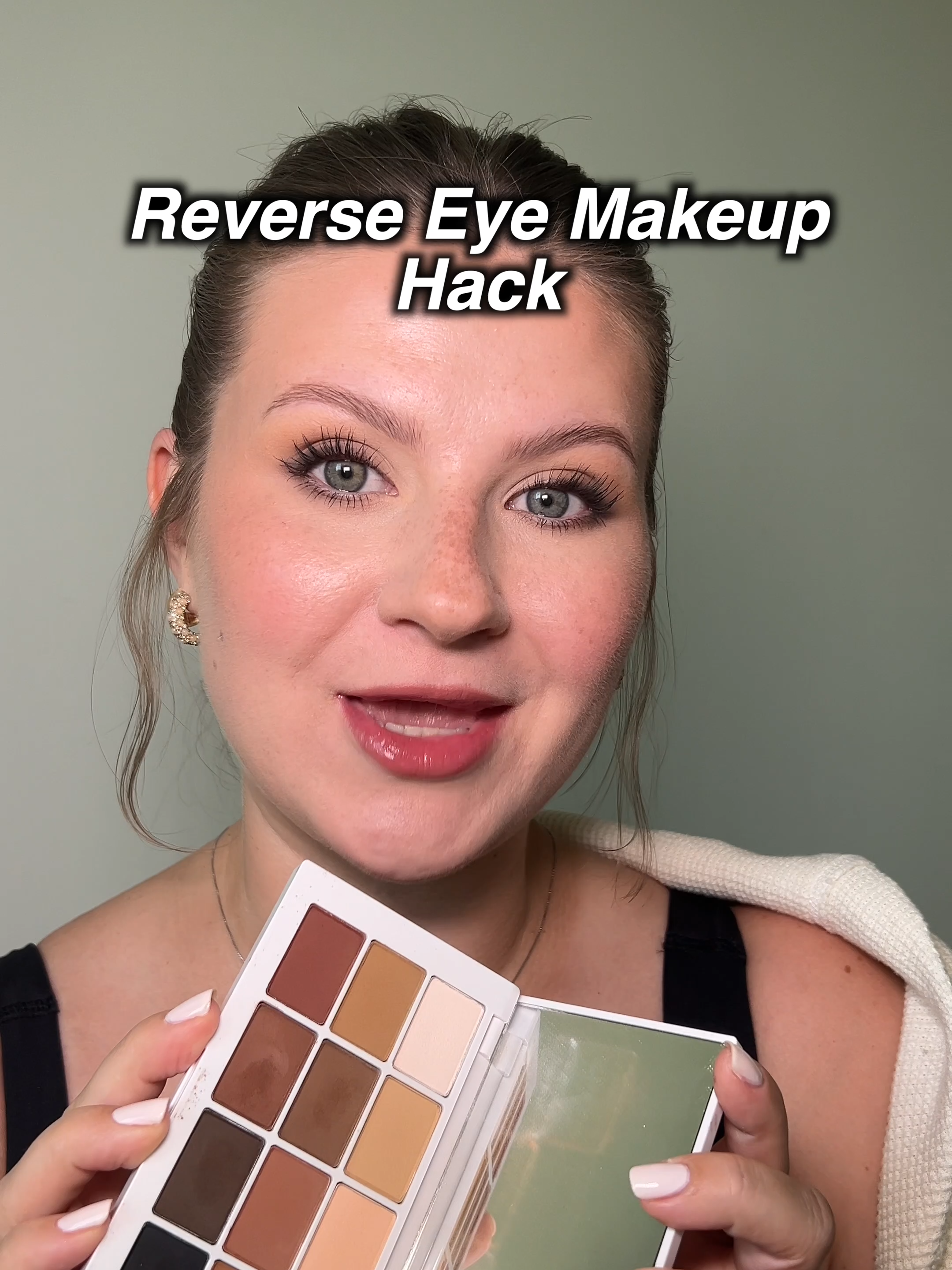 @beautifoles Thank you for sharing your reverse eye makeup hack  @maccosmetics eye kohl eye pencil (Teddy)  @makeupbymario master mattes eyeshadow palette the original  @surrattbeauty eyelash curler  @kevynaucoin the volume mascara  #makeup #eyeshadow #makeuphacks
