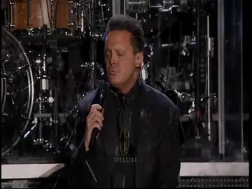 @Luis Miguel - La Mentira - Argentina 2012 💔🎶 🇦🇷  #LuisMiguel #paratii #fyp #musically #musica #LaMentira #bolero 