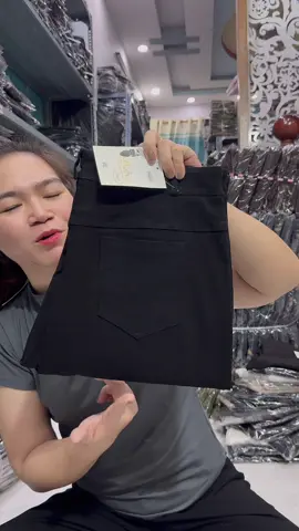 Quần nào mà nhìn chất đẹp “mê” lắm ạ 😍