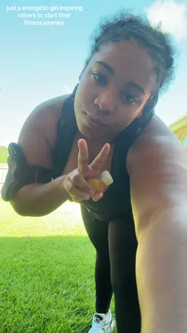 Wearing clothes that make you feel confident and strong can completely shift your mindset and energize your workout. When you feel good in what you wear, you show up with more purpose, pride, and power. Your outfit isn’t just fabric—it’s part of your motivation.  #Fitness #GymTok #healthyliving #workout #fitspiration 