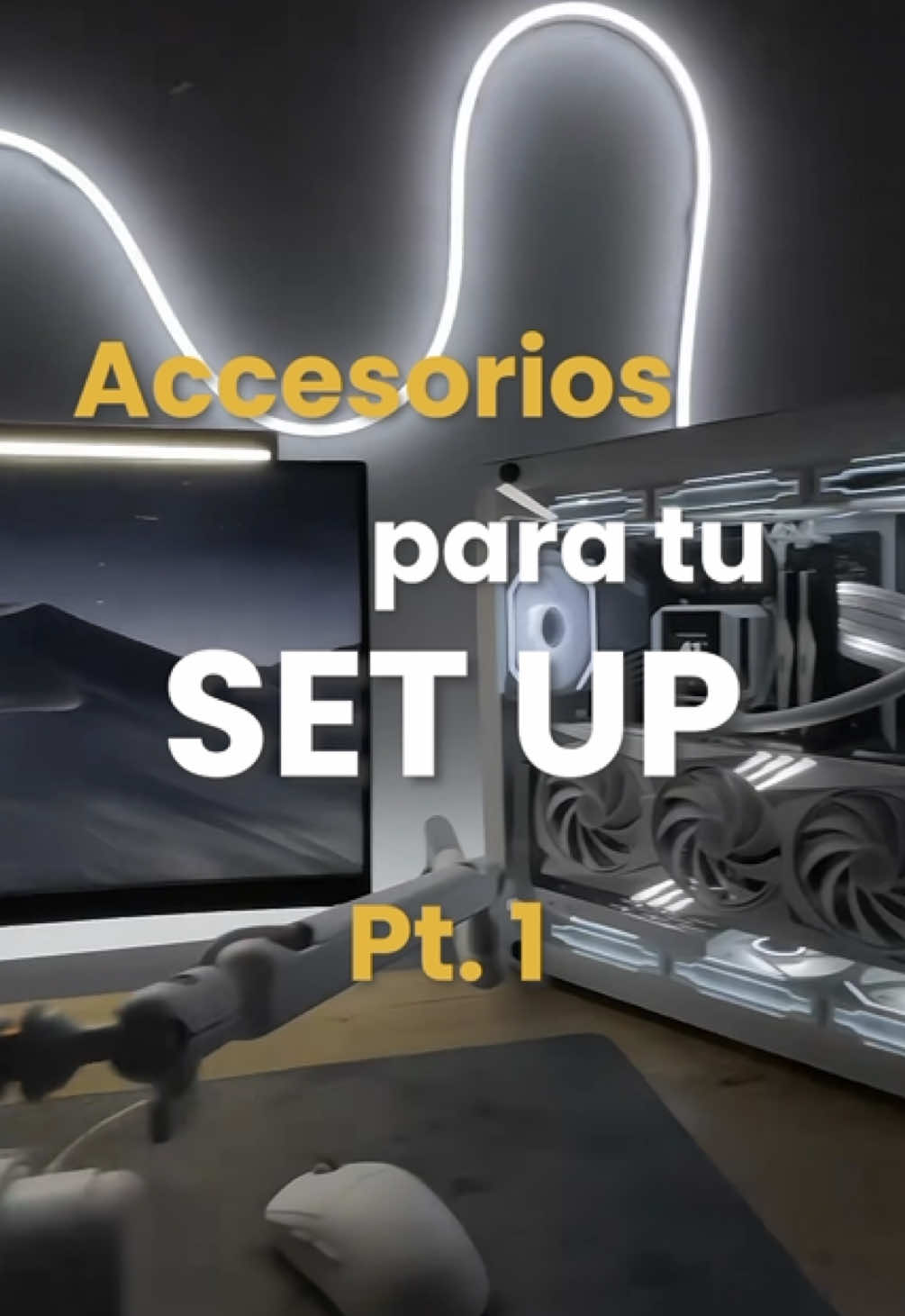 Accesorios para tu set up Pt. 1 👾 Déjame en los comentarios que más es un esencial para complementar tu setup 👇🏻 #setup #accesorios #setupgaming #setupinspiration 