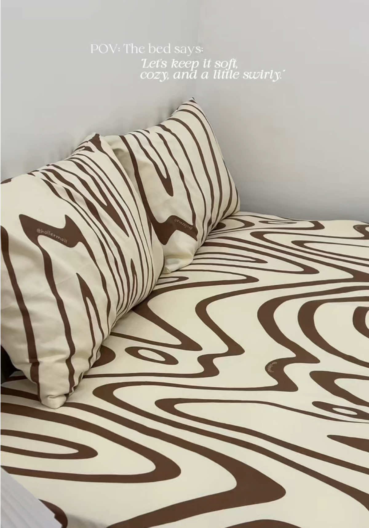 Replying to @hey, this is Angelica ꨄ NEWEST COLOR for Groovy Swirls design!!😍 When your bed looks this good, ang sarap matulog 😌🛏️ Swirly, earthy, and super comfy 🤎 @hollermall  #bedsheets #bedsheetset #bed #bedroom #bedsheet #fullygarterizedbedsheet #bedding #beddingset #fyp #foryou 