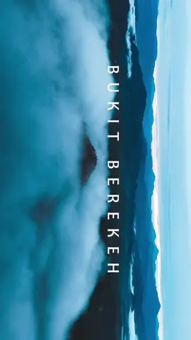 Trip Berekeh 21 June. Next trip kami 19 July, sapa nak join pm laju laju! 🙌🏻 #apatadventure #bukitberekeh #berekeh #hikingtrip #hikingadventures #awankarpet #foryou #cinematic #sonyalpha #djimini4pro #dronevideo