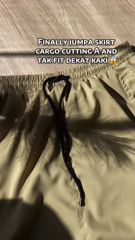 Yang mana teringin nak pakai cargo skirt tapi taksuka pakai fit boleh grab this skirt tau 😍🫵🏻🫵🏻 #fyp #fypage #womenfashion #skirt #cargoskirt #skirtloose #skirtcargo #casualfashion 
