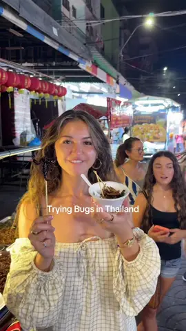 eating a grasshopper 💀