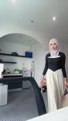Short video je la eh 🤪  Ps: bawal from @Voila.scarf  ✨