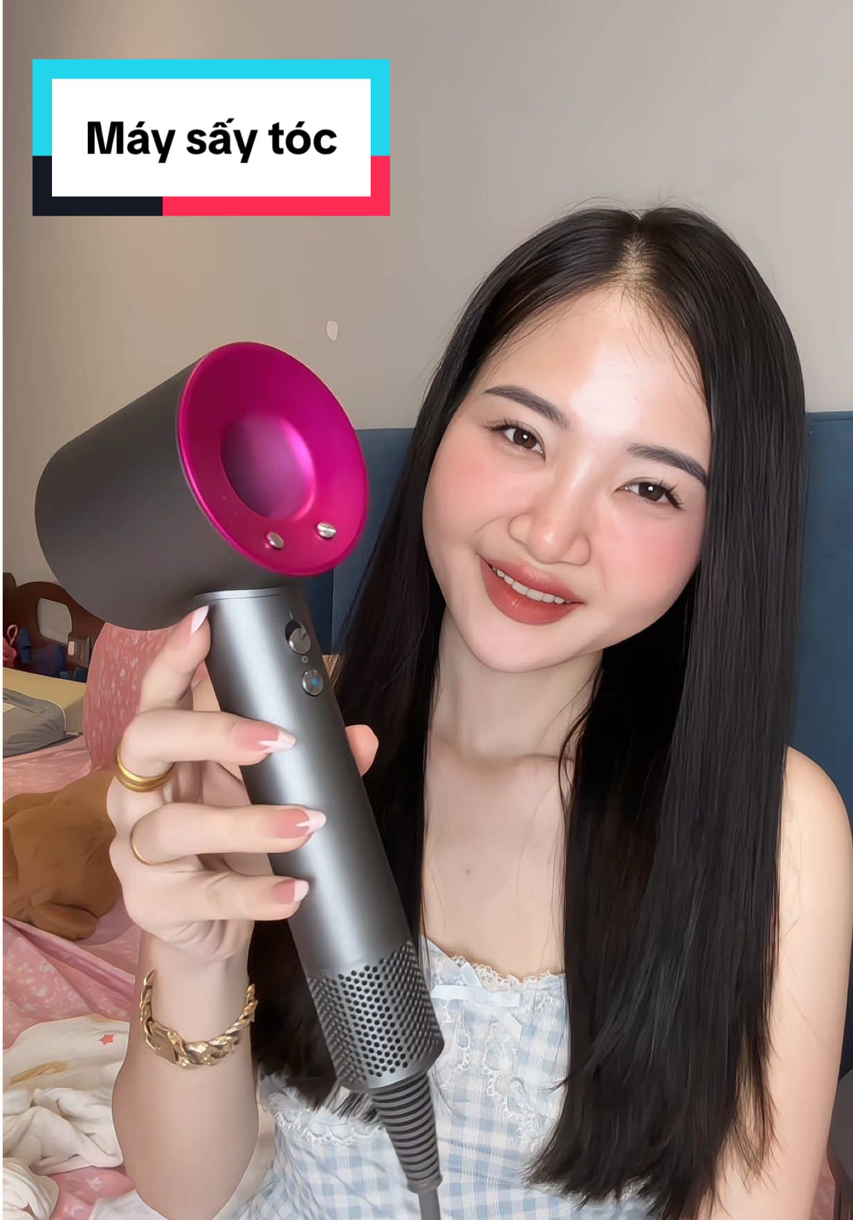 Máy sấy tóc Dr.Flash nhẹ, sấy nhanh, làm quà tặng cũng hợp lí , dùng cho cả gđ dc nha các mom ơi #maysaytoc #drflash #maysay #mebimlamdep 