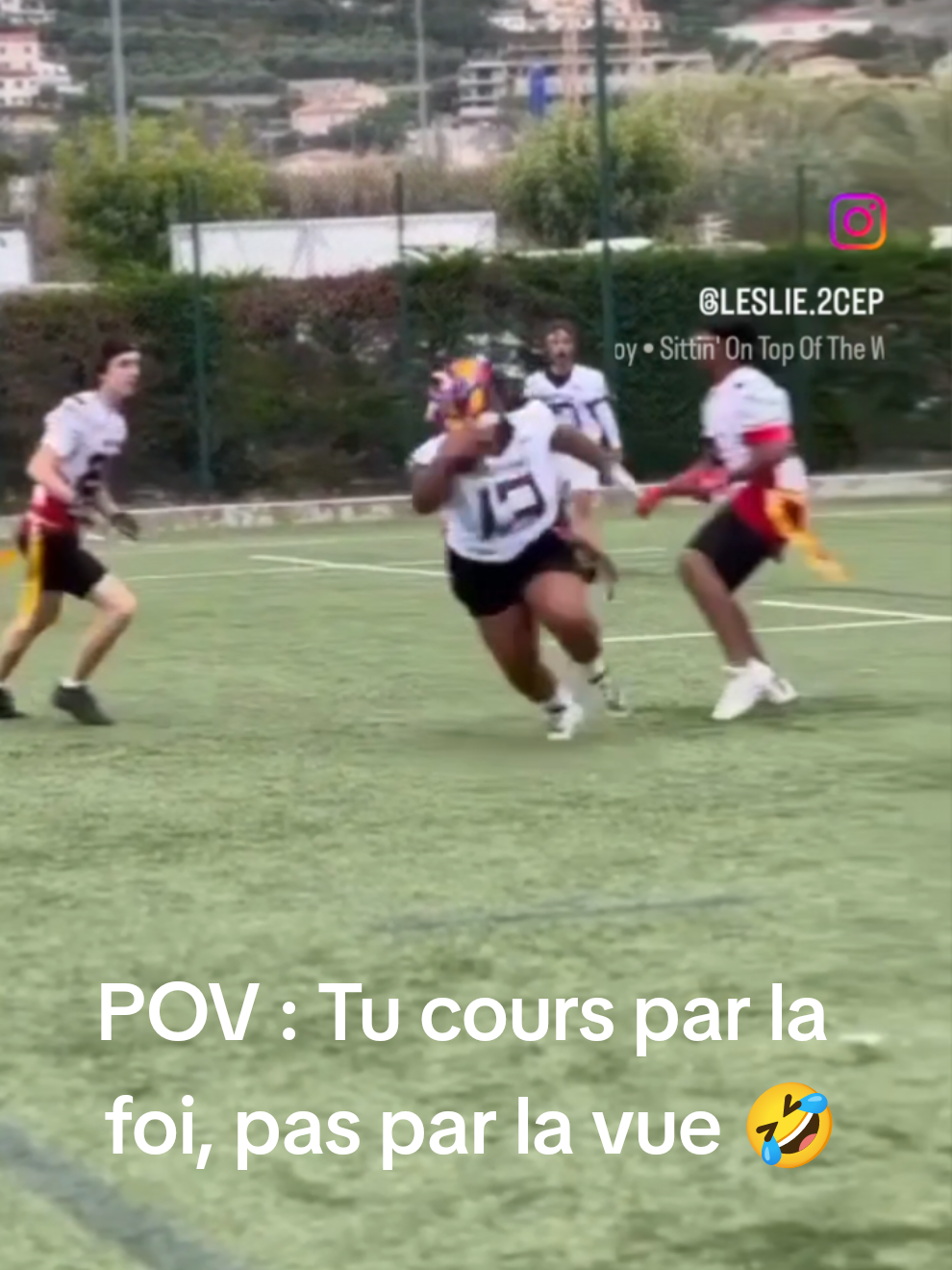 Big girl can run too !  @⏳⏳⏳@dauphinsdenice @IRON MASK  #americanfootball #womeninsports #flagfootball #FlagFootballsister #cannes #Nice 