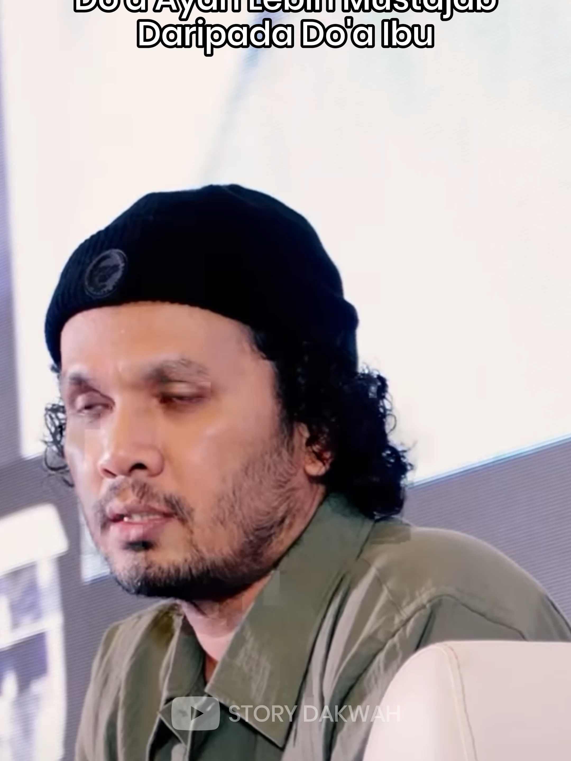 Do'a Ayah Itu Lebih Mustajab Daripada Do'a Ibu - Ustadz Hanan Attaki, Lc Video ini bebas untuk disimpan dan dibagikan, agar kebaikan tidak berhenti di diri kita saja😇 Jazakumullahu khayran #reels #fyp #ustadzhananattaki #sharingtime #curhat