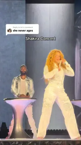 Replying to @bri literallyyy an ageless queen #shakira #lmynlworldtour #lasmujeresyanolloran #orlando #florida #lmynl #shakirachallenge #shakirashakira #shakiradance #campingworldstadium #shakiraconcert #shakirafans #shakiratour @Shakira 