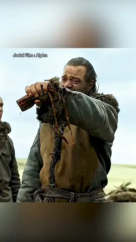 Pemuda itu dengan berat hati menjinakkan seekor serigala yang ditinggalkan kawanannya, pasangan itu belajar untuk saling mengandalkan dan menjadi sekutu yang tak terduga. ##fyp##foryou##foryoupage##alpha##alphafilms##fyp##foryou##foryoupage##movie##movieclips##movies##moviescene##movietok##movieclip##movierecommendation##movierecommendations##moviescenes##movienight##moviereview##film##filmtok##antonioarsy