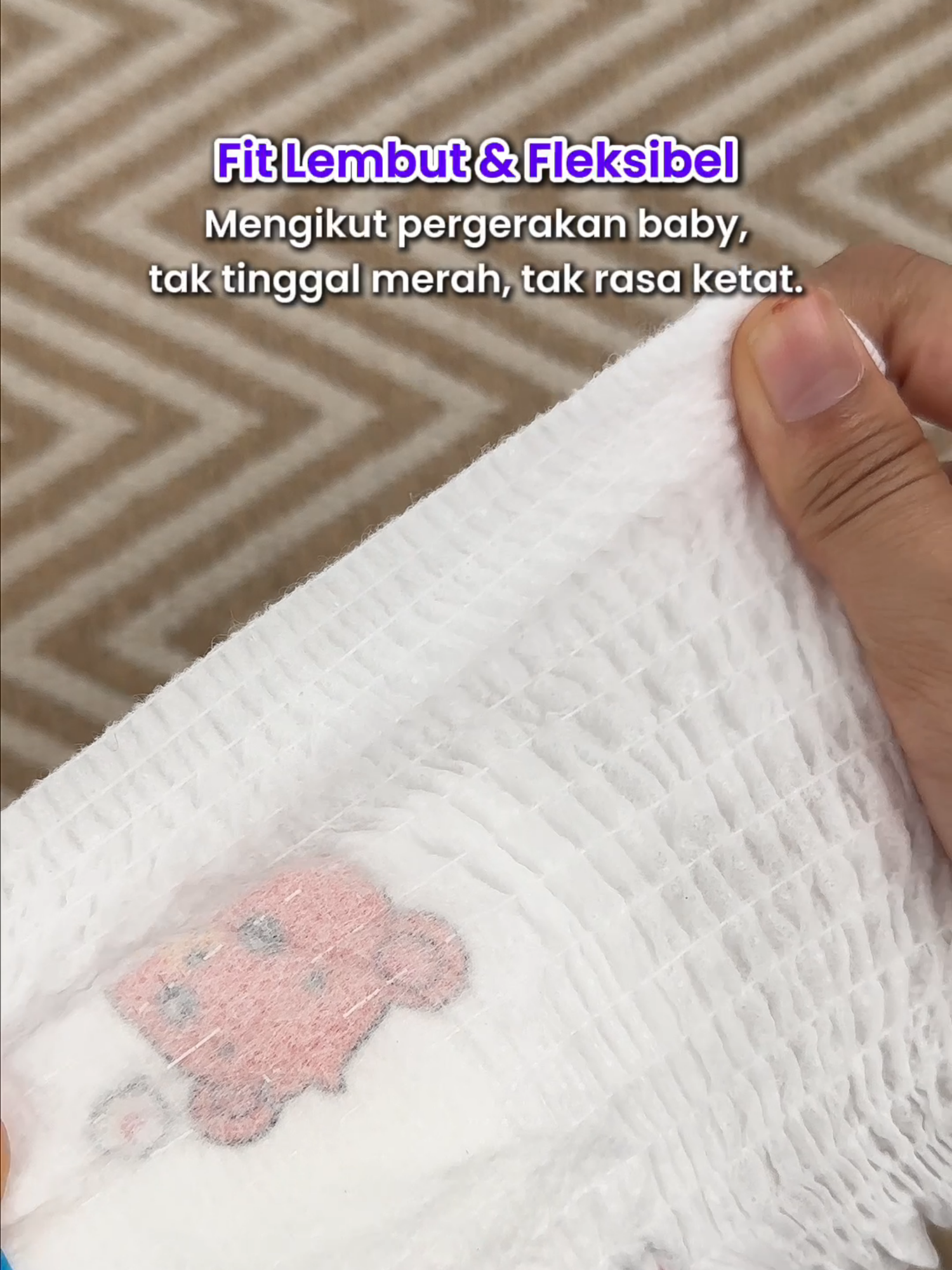 Setiap lapisan Heybaby! direka untuk bernafas, melindungi & bergerak ikut rentak si manja. 💛  Checkout sekarang! 🛒 #paydaysale #heybaby #heybabydiaper #diaper #newlaunch  #babytiktok #babiesoftiktok #parenthood #motherhood #momsoftiktok #foryoupage #fyp