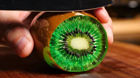 “Cutting a Crystal Kiwi ASMR 💎🥝✨” #ASMR #SatisfyingSounds #CrystalKiwi #GlassCutting #AIAudio #AIASMR #OddlySatisfying #TikTokShorts #SoothingSounds #ViralVideo #KiwiASMR #GlassKiwi