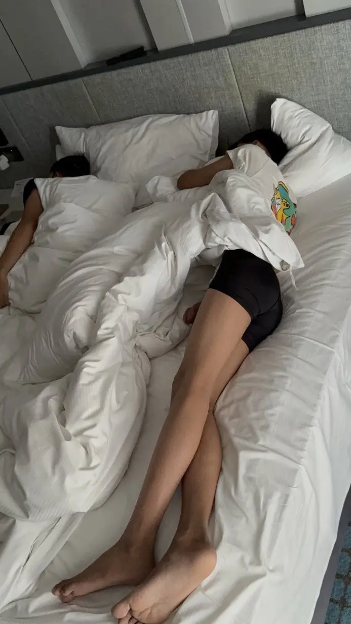 lagi tidur nyenyakk #4upage #fypage ##4u #fy #fypdongggggggg #abcxyz 