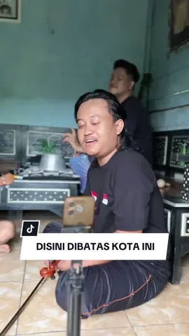 Kini tubuhku penuh dengan bunga 😭🤣 #keroncongseba #disinidibataskotaini 