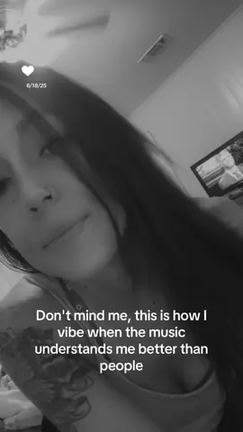 #wholevibe #fullsend #texas #blackandwhite #momsover30 #musictok #fyp #healing 
